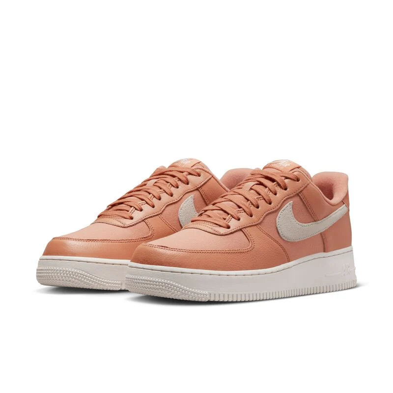 Zapatilla AIR FORCE 1 '07 LX - Hombre