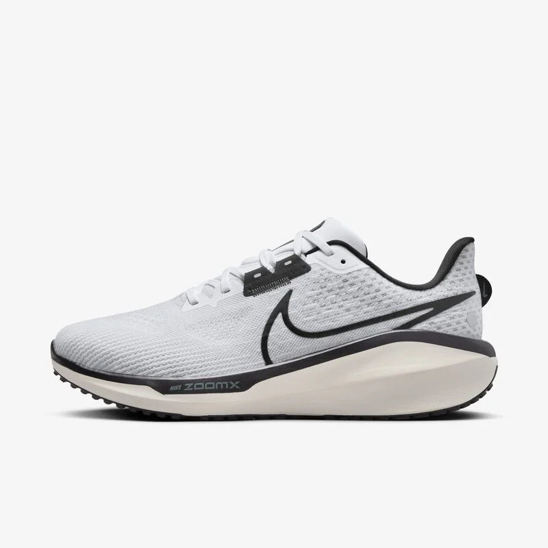 Zapatillas Nike Vomero 17 Hombre - Running | FB1309 104 Gris