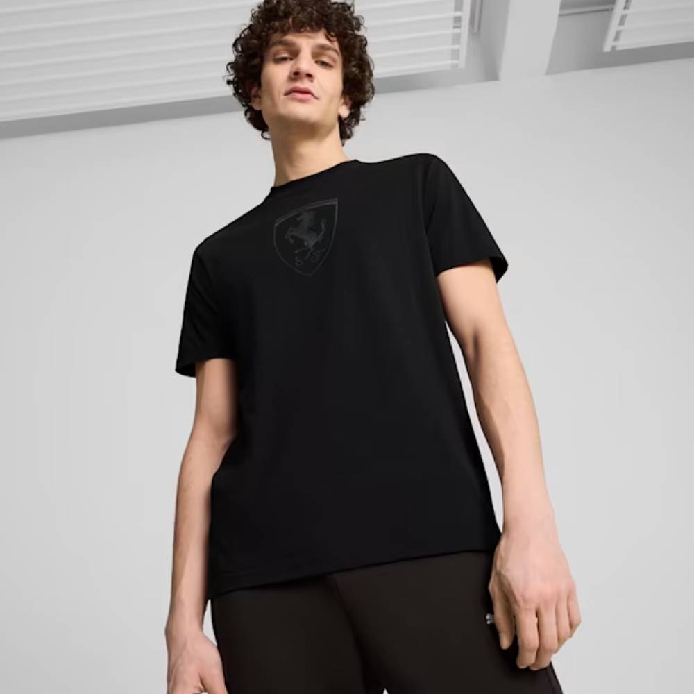 POLO PUMA CON ESCUDO TONAL DE LA SCUDERIA FERRARI 627057 01 - HOMBRE
