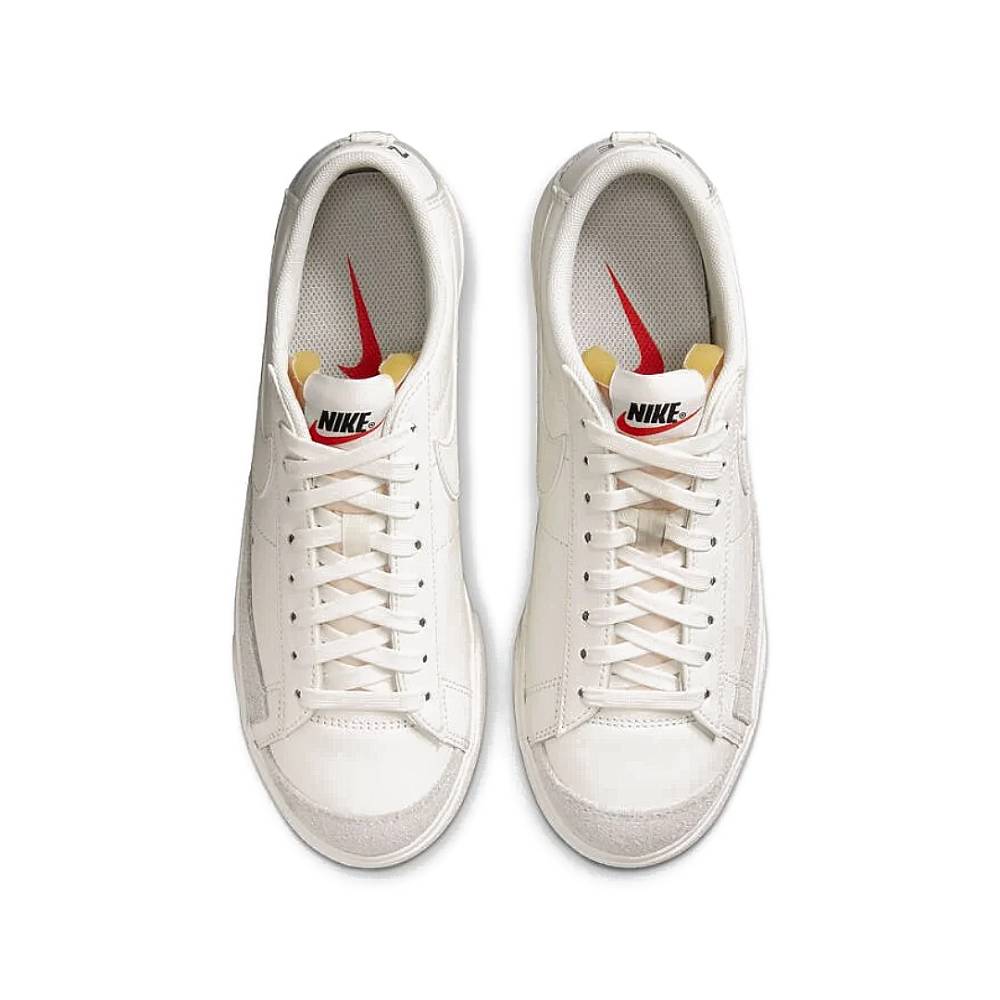 ZAPATILLAS NIKE BLAZER LOW PLATFORM DJ0292 105 - MUJER
