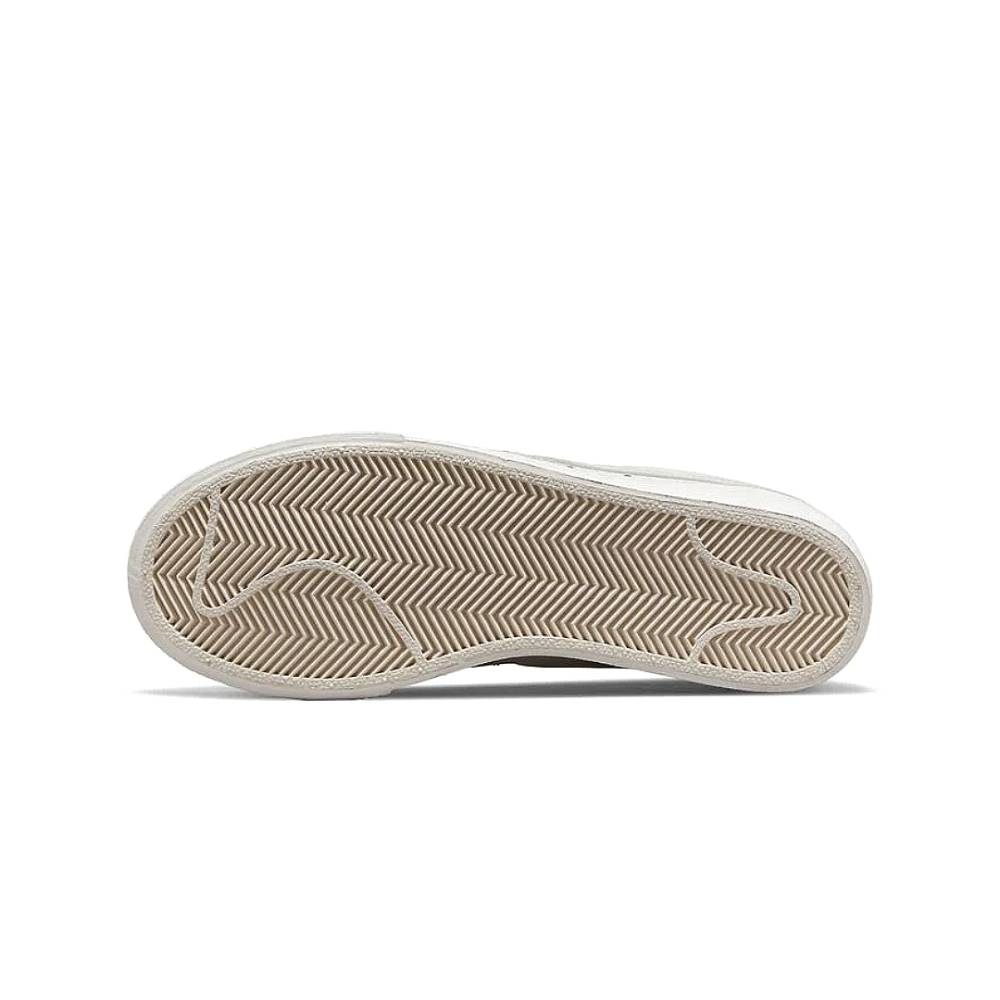 ZAPATILLAS NIKE BLAZER LOW PLATFORM DJ0292 105 - MUJER