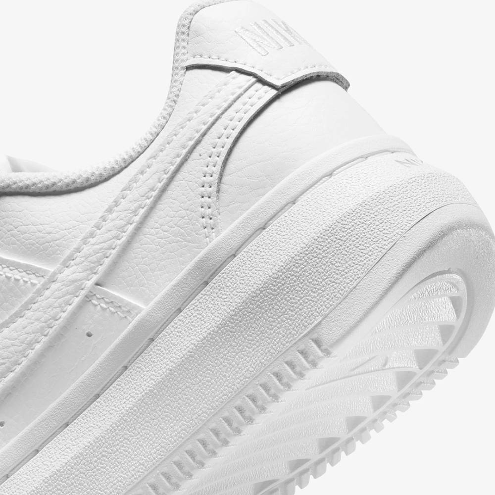 ZAPATILLAS NIKE COURT VISION ALTA DM0113 100 - MUJER