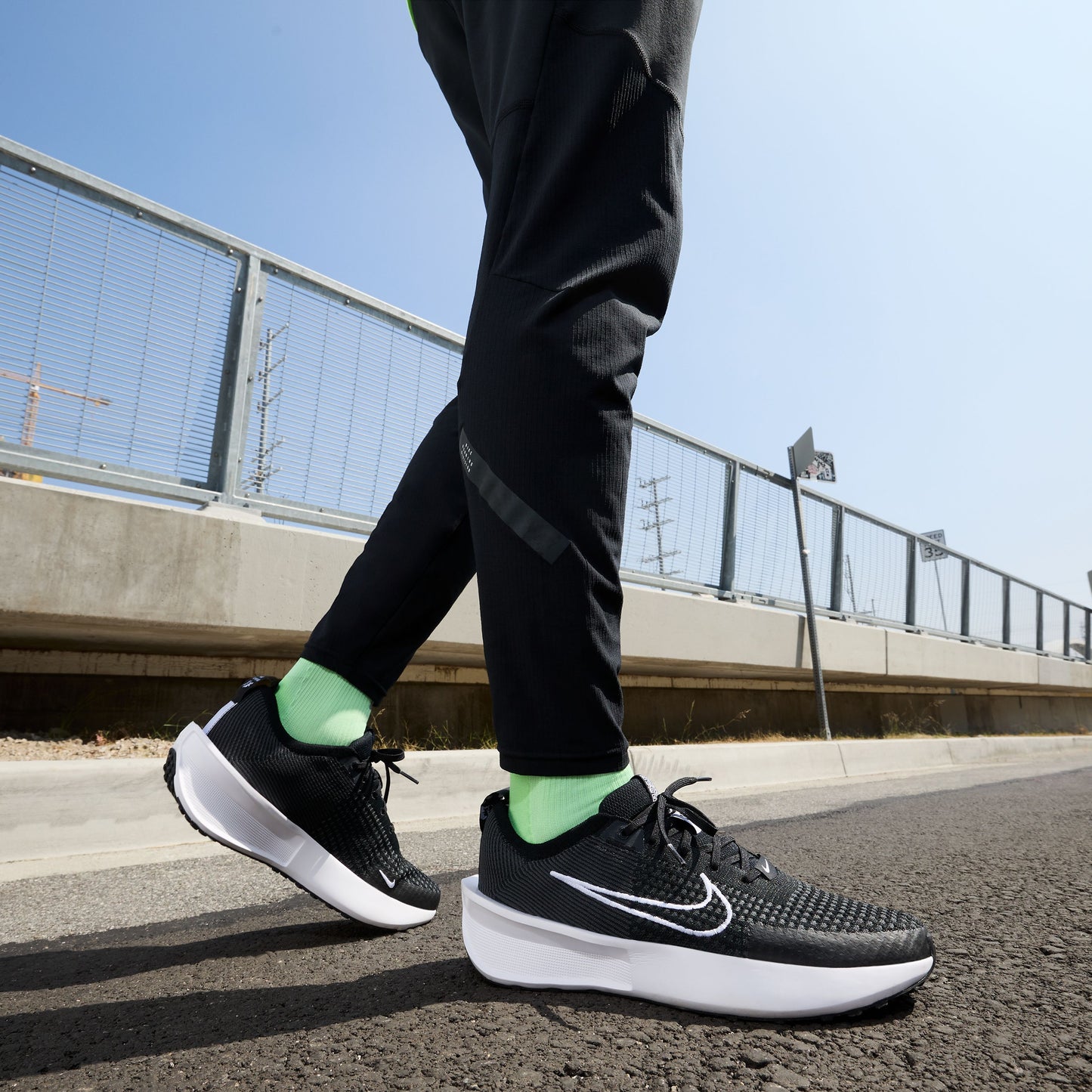 Zapatillas Nike Interact Hombre - Running | FD2291 001 Negro