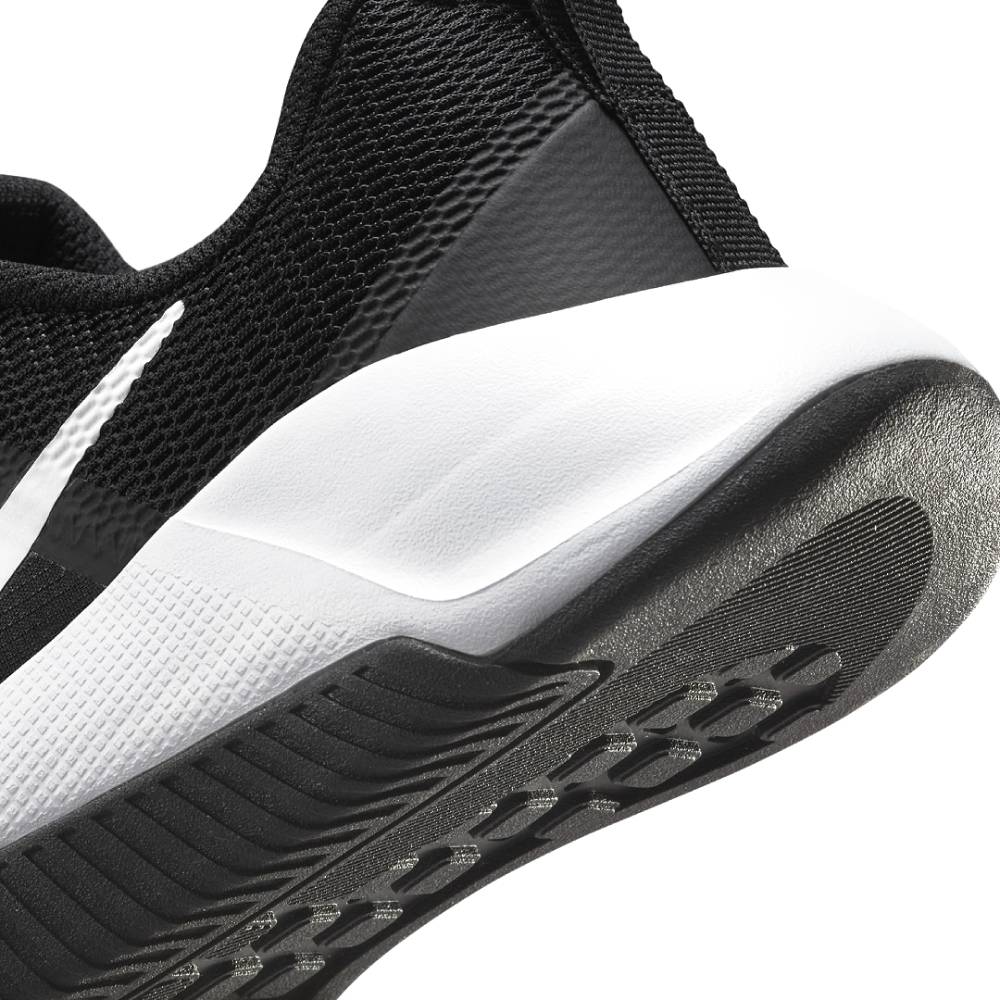 ZAPATILLAS NIKE MC TRAINER 3 FQ1830 001 - MUJER