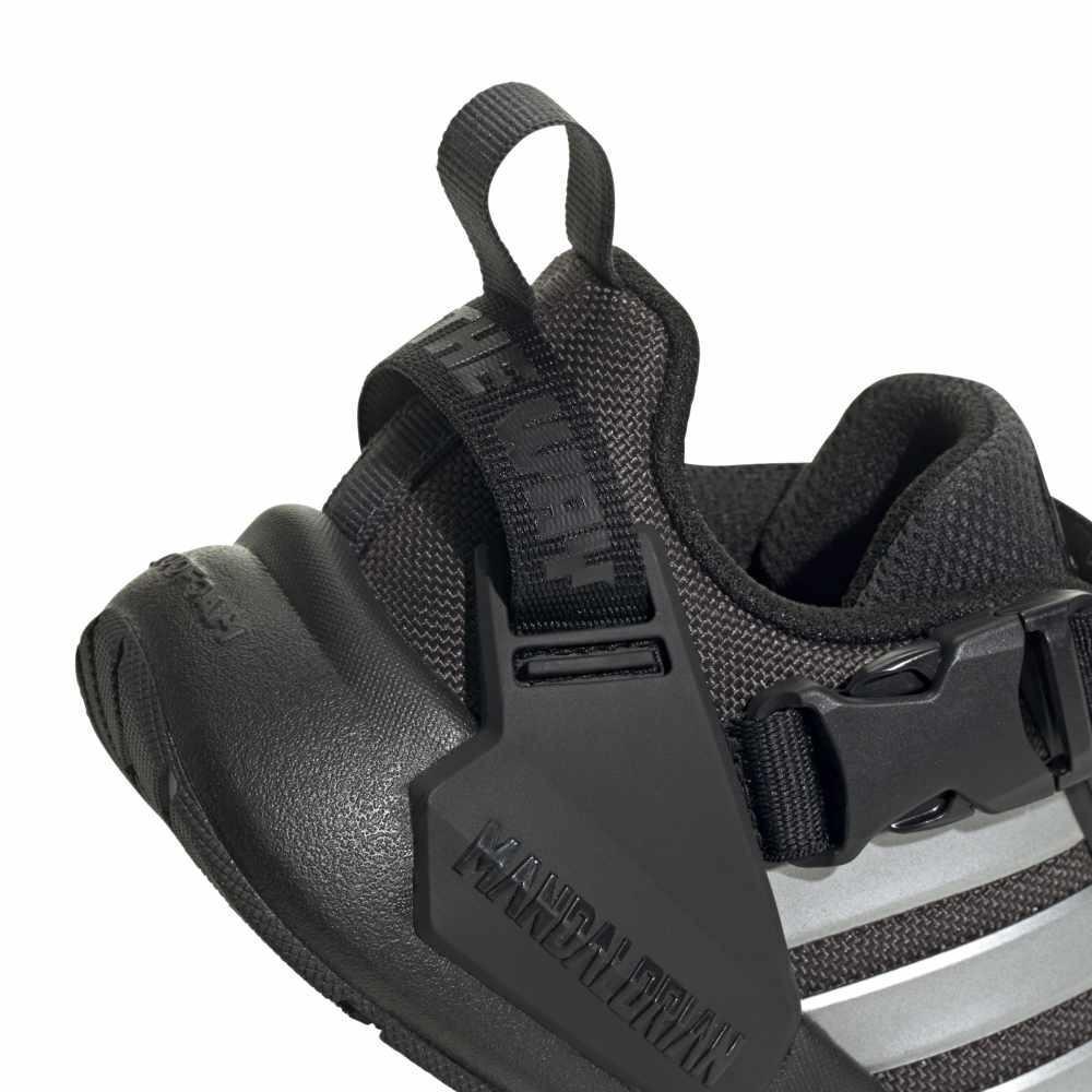 Zapatillas Adidas Mandalorian Runner Niños - Running | IH1073 Negro