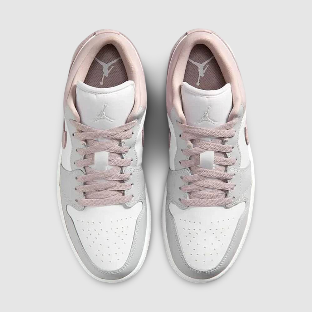 Zapatillas Nike Air Jordan 1 Low Mujer - Urbano | DC0774 606 Blanco/Gris