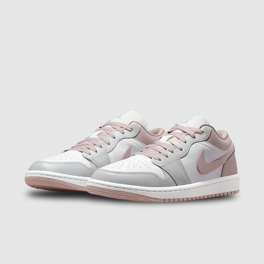 Zapatillas Nike Air Jordan 1 Low Mujer - Urbano | DC0774 606 Blanco/Gris