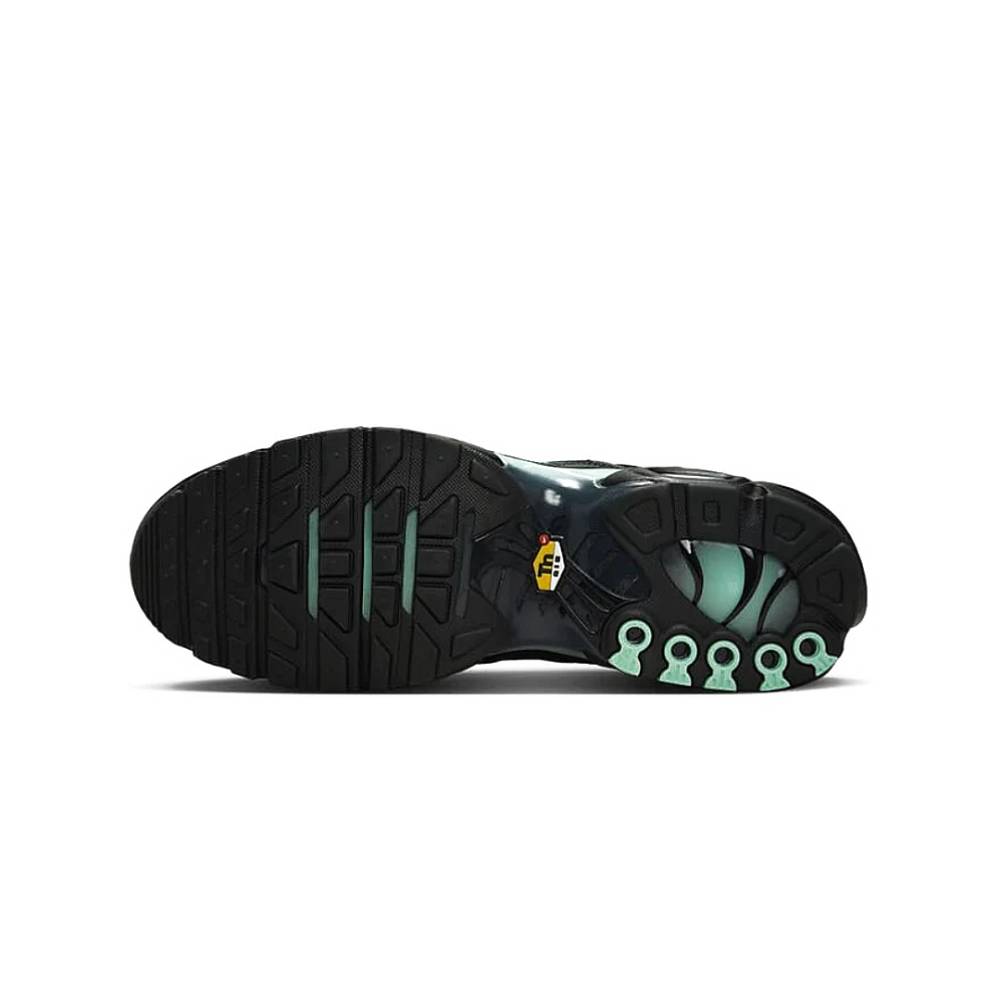 Nike Air Max Plus Hombre - Urbano | DM0032 029 Negro