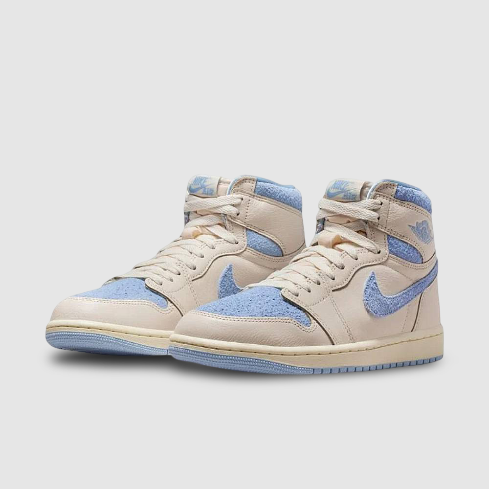 Zapatillas Nike Air Jordan 1 Retro High OG Mujer - Básquet | FD2596 102 Beige