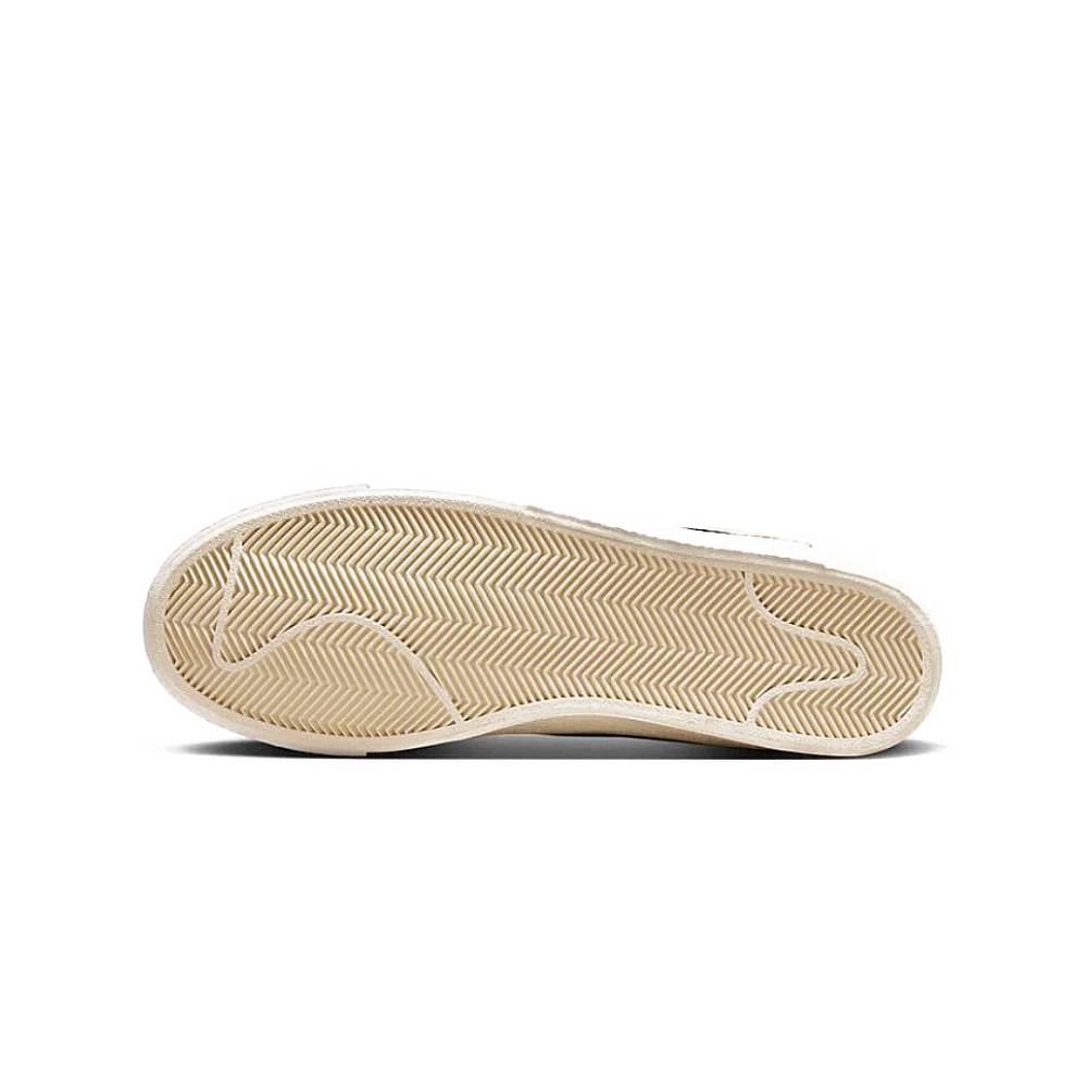 Nike Blazer Low Pro Club Hombre - Urbano | FJ3694 100 Blanco