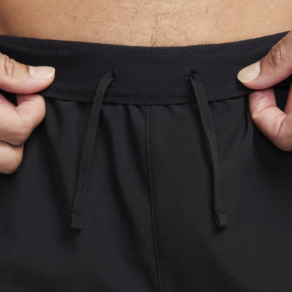 SHORT NIKE CHALLENGER FLASH FN3048 010 - HOMBRE