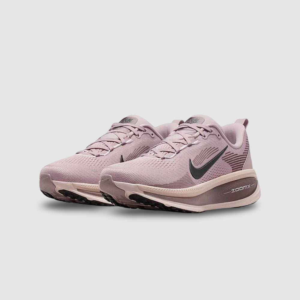 Zapatillas Nike Vomero 18 Mujer - Running | HM6804 607 Rosa