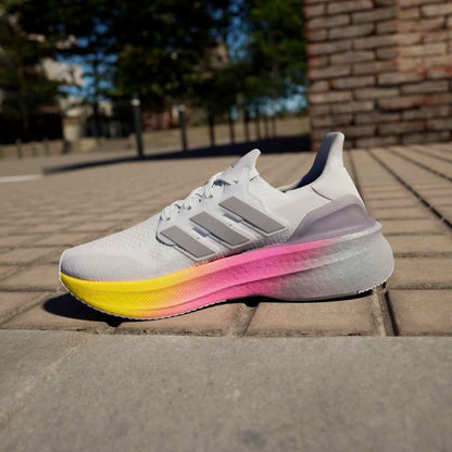 Zapatillas Adidas Ultraboost 5 Mujer - Running | ID8840 Gris