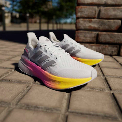 Zapatillas Adidas Ultraboost 5 Mujer - Running | ID8840 Gris