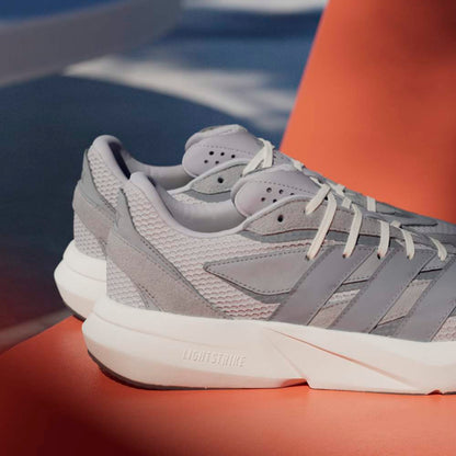 ZAPATILLAS ADIDAS LIGHTBLAZE IH8607 - HOMBRE