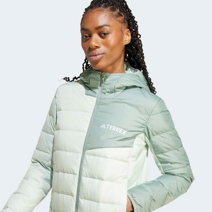 Casaca Adidas Térmica Ligera Terrex Multi Mujer - Senderismo | JD8411 Verde