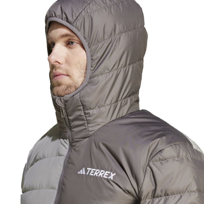 CASACA ADIDAS TÉRMICA LIGERA TERREX CON CAPUCHA JE6716 - HOMBRE