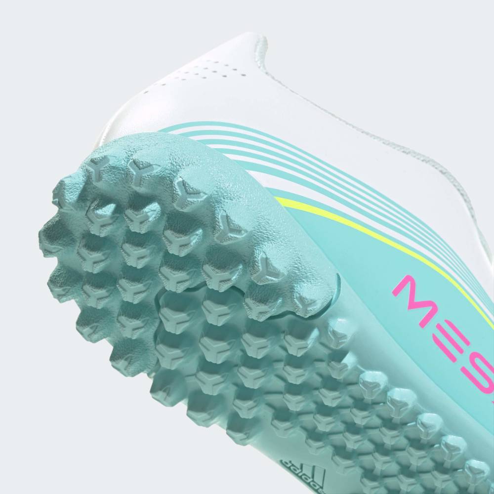 Zapatillas Adidas F50 Messi Club TF Unisex - Fútbol | JQ0949 Plateado
