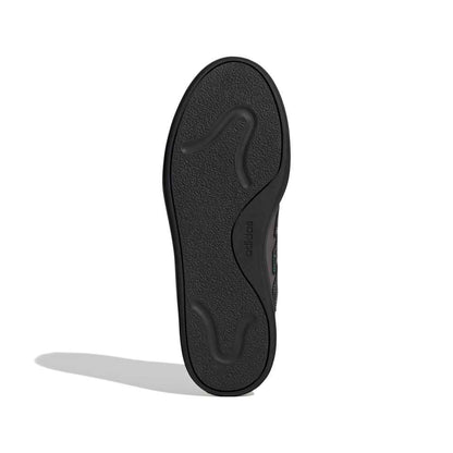 ZAPATILLAS ADIDAS COURTBLOCK JQ8219 - HOMBRE