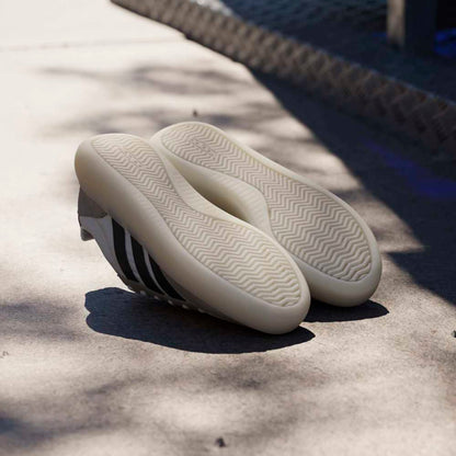 ZAPATILLAS ADIDAS BARREDA DECODE JR3101 - MUJER