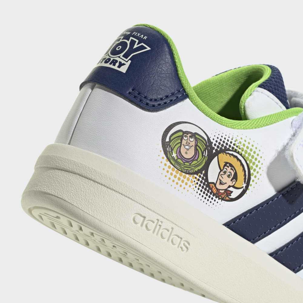 Zapatillas Adidas Grand Court Toy Story Niños - Urbano | KI9180 Blanco