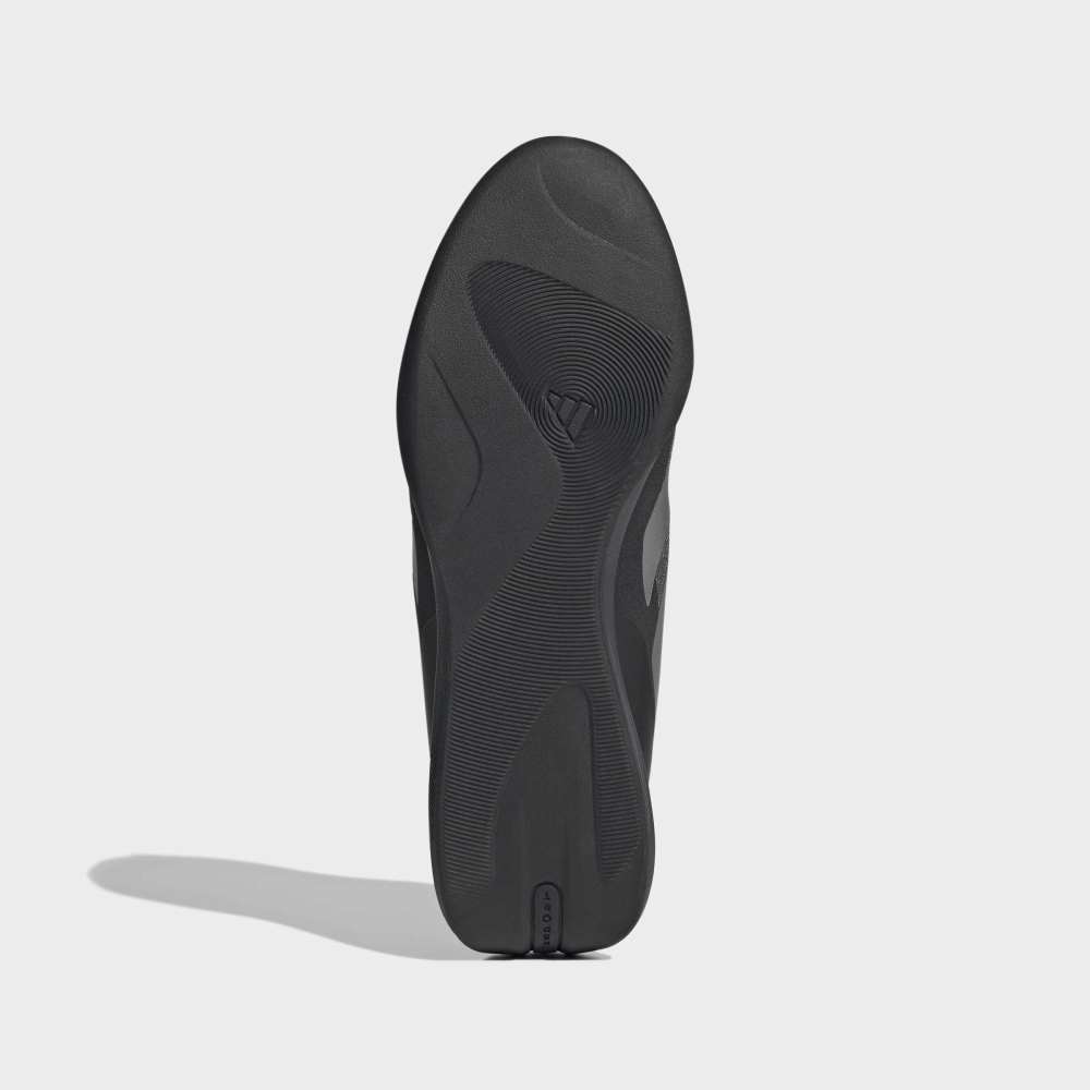 Zapatillas Adidas Feroza Base Mercedes Hombre - Urbano | KJ6177 Negro