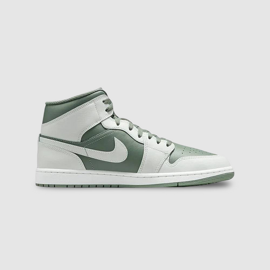Zapatillas Nike Air Jordan 1 Mid Hombre - Básquet | DQ8426 107 Verde